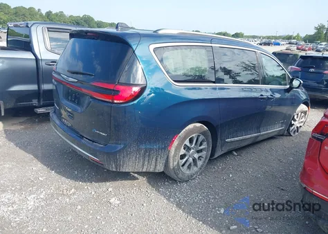 2025 Chrysler Pacifica Hybrid Pinnacle z USA, uszkodzony, nr VIN 2C4RC1N77SR536088